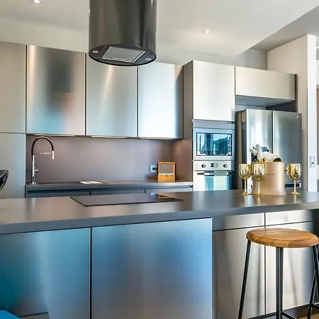 Brasina Sleeps 7 With Pool Air Con And Wifi *
